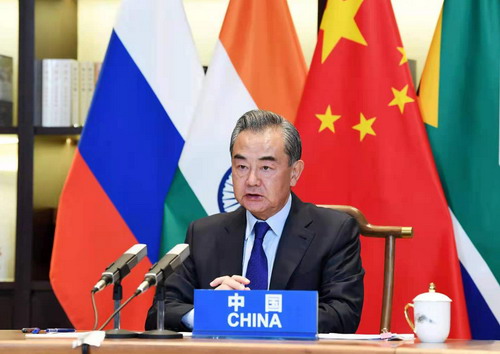 China says 'glimmer of hope' on Iran war talks